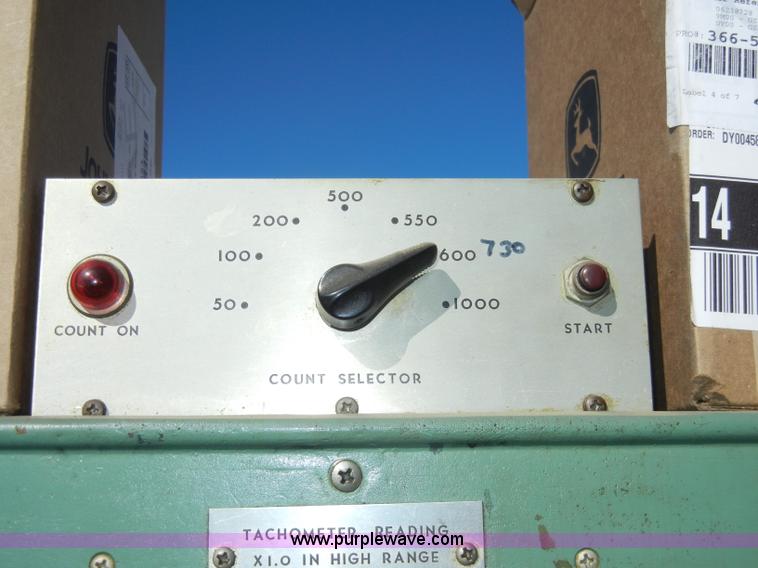 image for item J9360 John Deere BJD injection pump stand