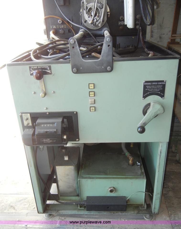 image for item J9361 Bacharach V-7500A injection test stand
