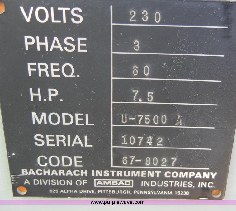 image for item J9361 Bacharach V-7500A injection test stand