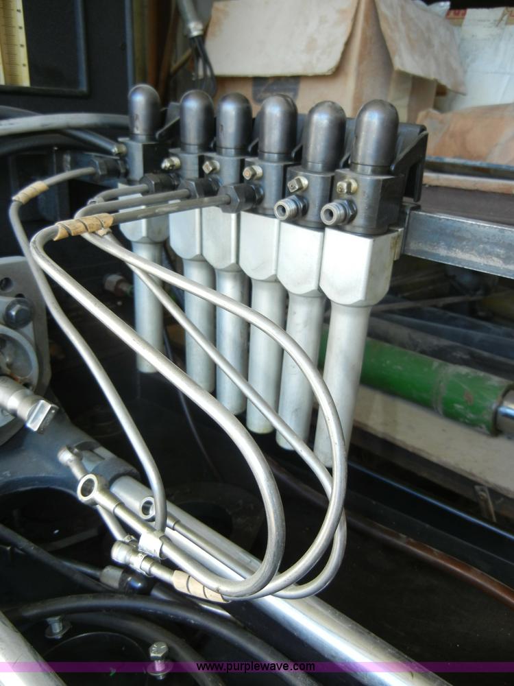 image for item J9361 Bacharach V-7500A injection test stand