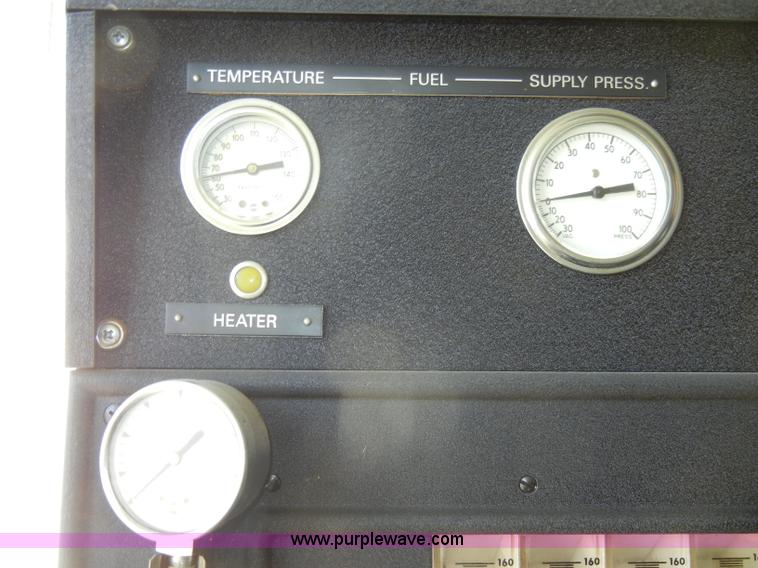 image for item J9361 Bacharach V-7500A injection test stand