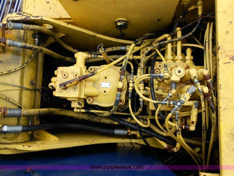 image for item A1833 1995 Kobelco Mark III SK 150LC excavator