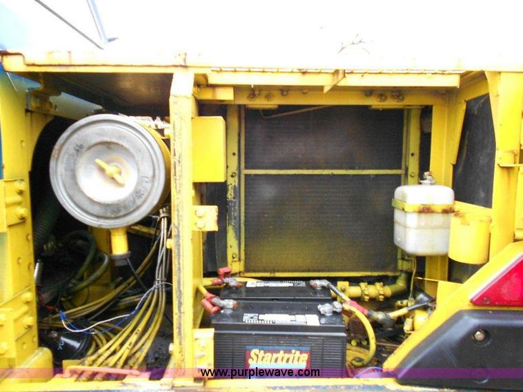 image for item A1833 1995 Kobelco Mark III SK 150LC excavator