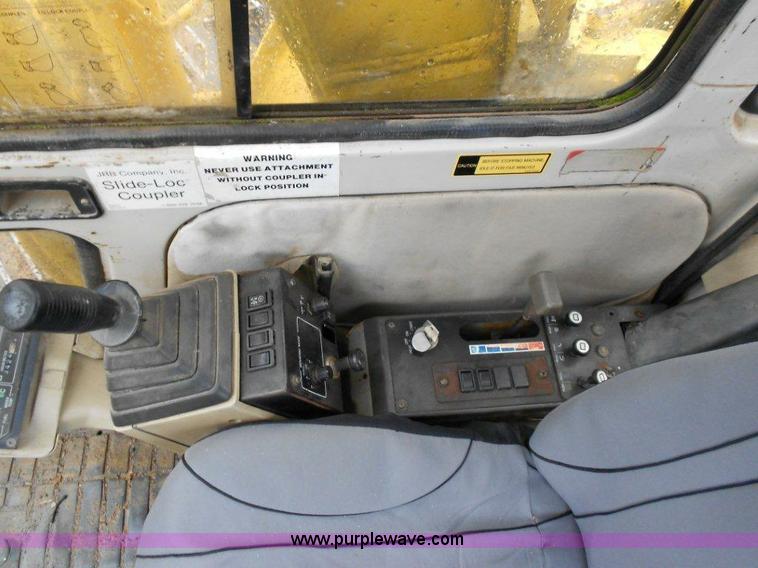 image for item A1833 1995 Kobelco Mark III SK 150LC excavator