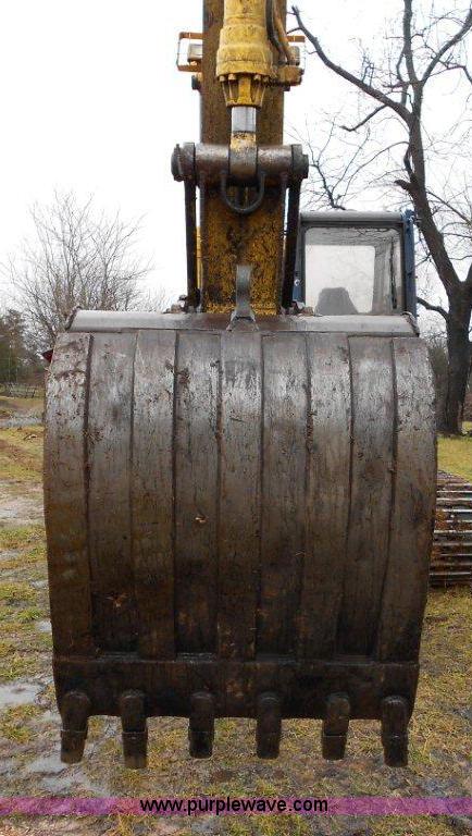 image for item A1833 1995 Kobelco Mark III SK 150LC excavator