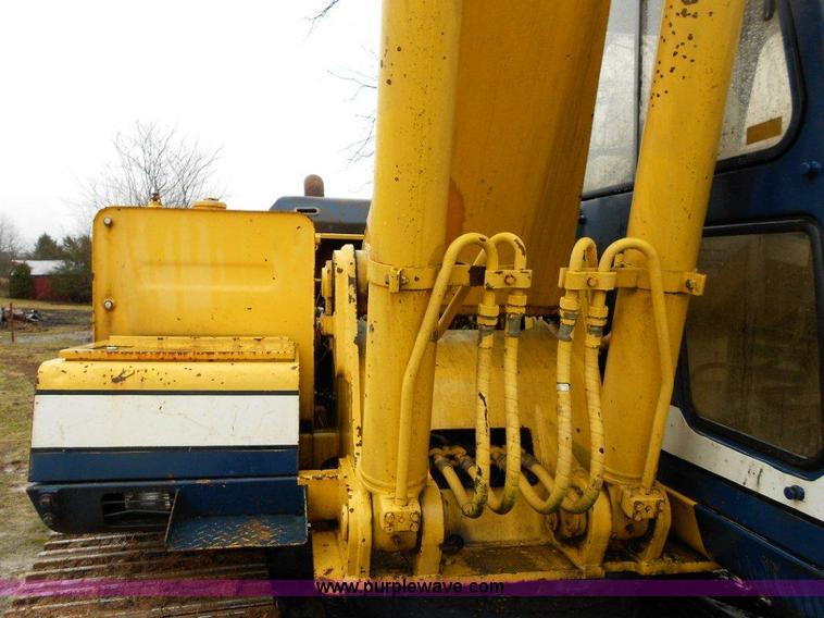 image for item A1833 1995 Kobelco Mark III SK 150LC excavator