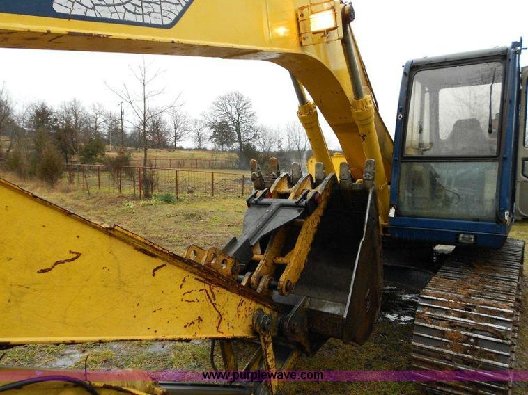 image for item A1833 1995 Kobelco Mark III SK 150LC excavator