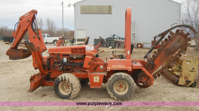 image for item A3419 Ditch Witch 3610DD trencher with bucket and digger