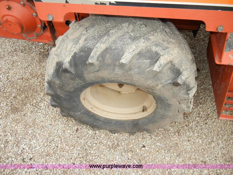 image for item A3419 Ditch Witch 3610DD trencher with bucket and digger