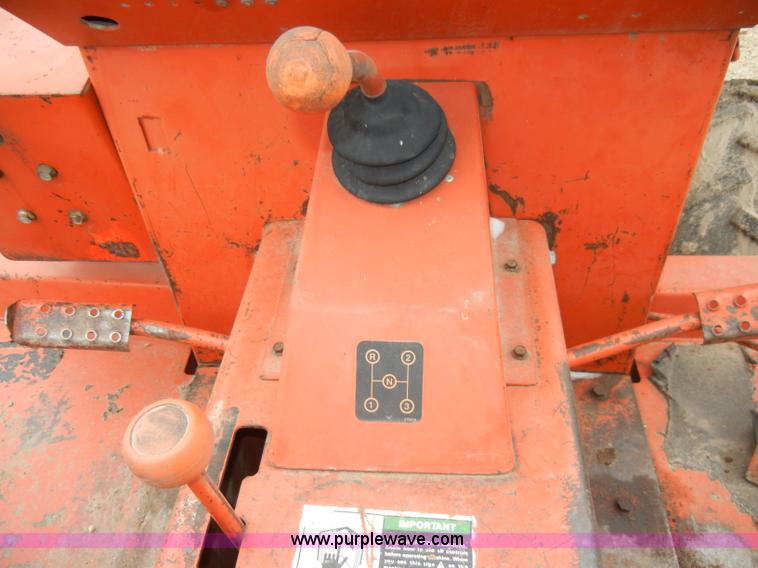 image for item A3419 Ditch Witch 3610DD trencher with bucket and digger