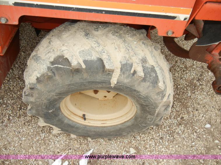 image for item A3419 Ditch Witch 3610DD trencher with bucket and digger