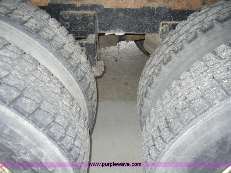 image for item A3429 1983 Freightliner FLC 64T semi truck