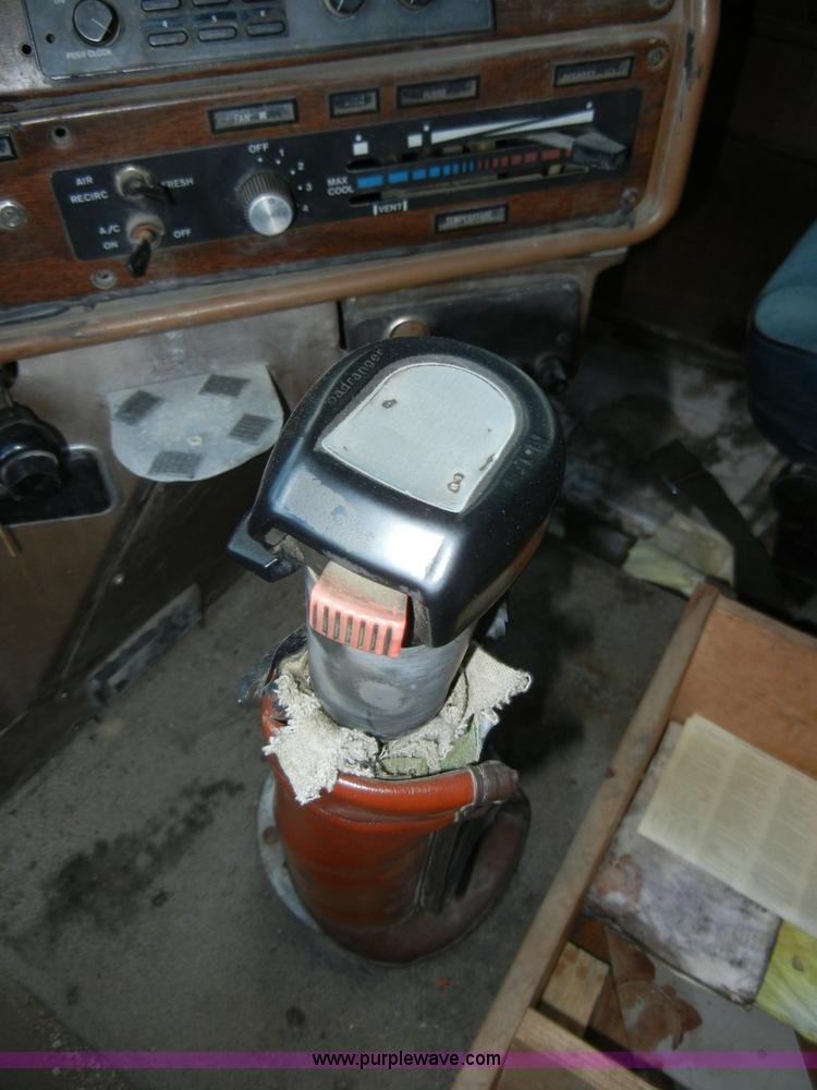 image for item A3429 1983 Freightliner FLC 64T semi truck