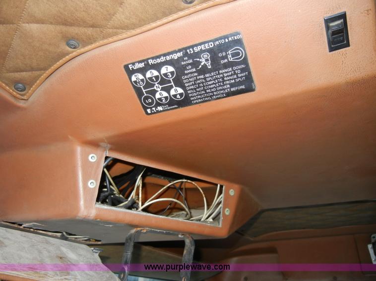 image for item A3429 1983 Freightliner FLC 64T semi truck