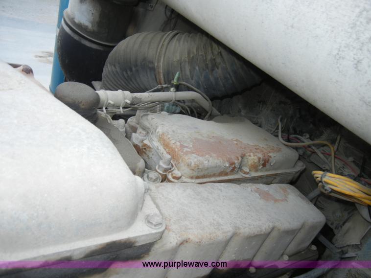 image for item A3429 1983 Freightliner FLC 64T semi truck