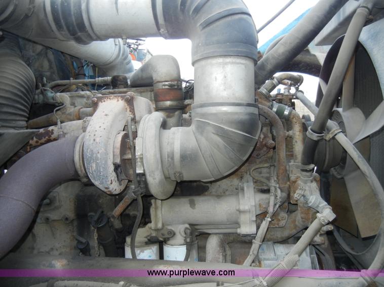 image for item A3429 1983 Freightliner FLC 64T semi truck