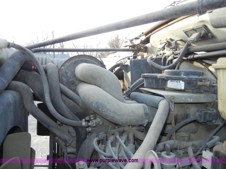 image for item A3430 1996 Ford F700 truck