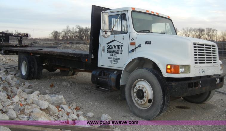 image for item A3433 1995 International 4700 truck