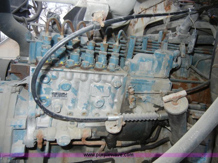 image for item A3433 1995 International 4700 truck