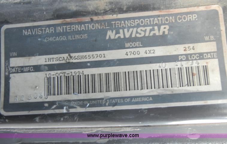 image for item A3433 1995 International 4700 truck