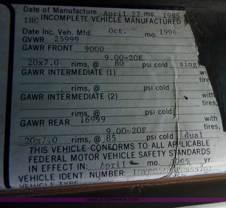 image for item A3433 1995 International 4700 truck