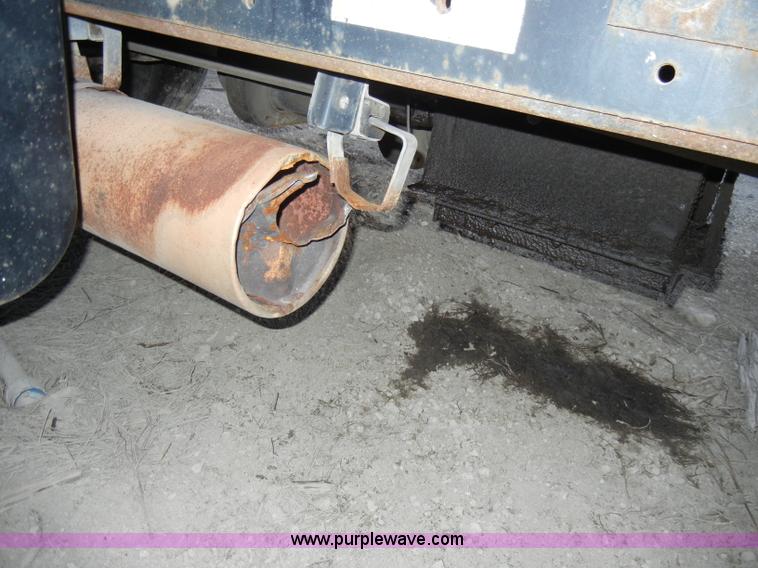 image for item A3434 1997 GMC C6500 truck