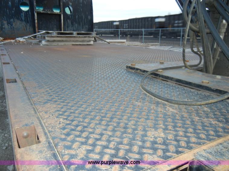 image for item A3434 1997 GMC C6500 truck