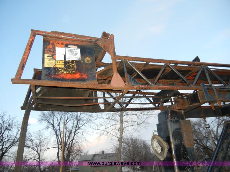 image for item A3434 1997 GMC C6500 truck