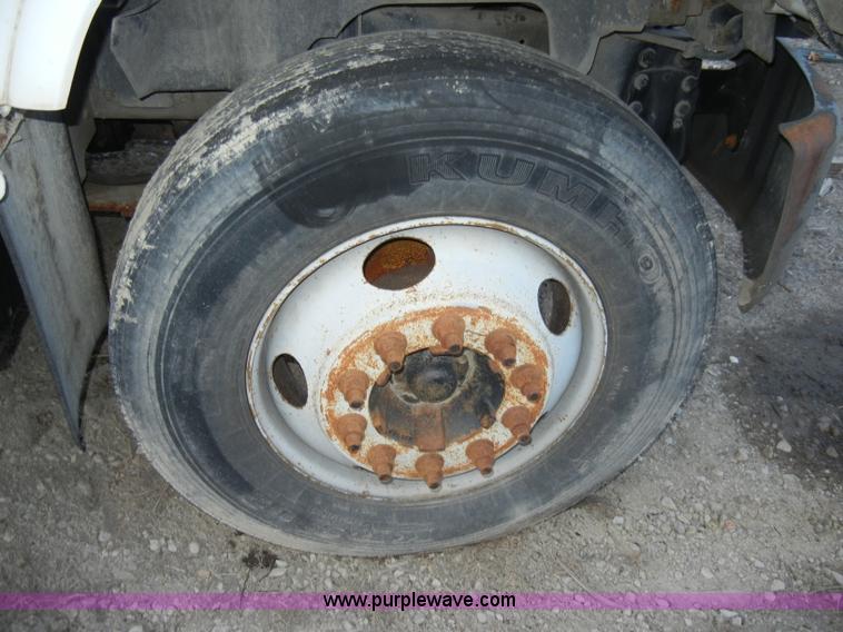 image for item A3434 1997 GMC C6500 truck