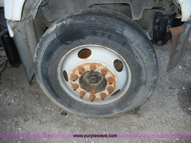 image for item A3434 1997 GMC C6500 truck