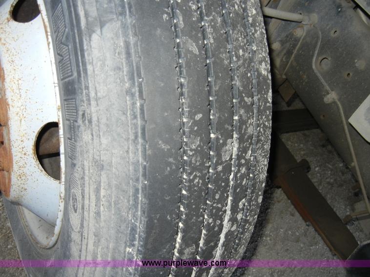 image for item A3434 1997 GMC C6500 truck