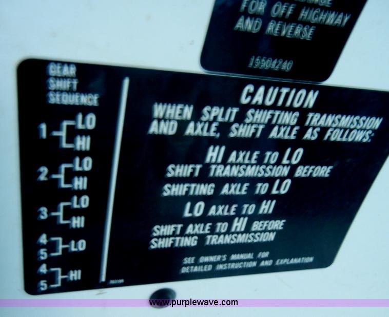 image for item A3434 1997 GMC C6500 truck