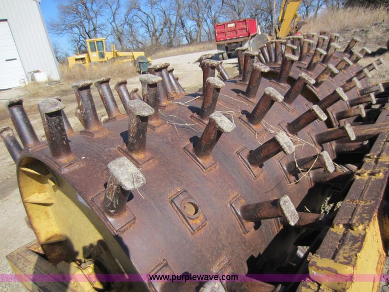 image for item A5634 Dual sheeps foot roller