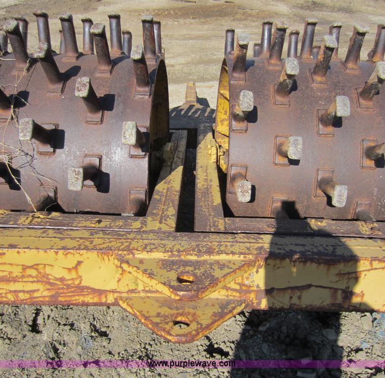 image for item A5634 Dual sheeps foot roller