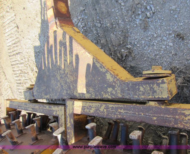 image for item A5634 Dual sheeps foot roller