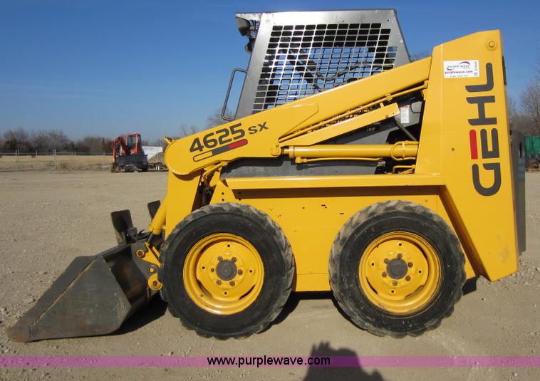 image for item A5644 1995 Gehl SL4625 SX skid steer