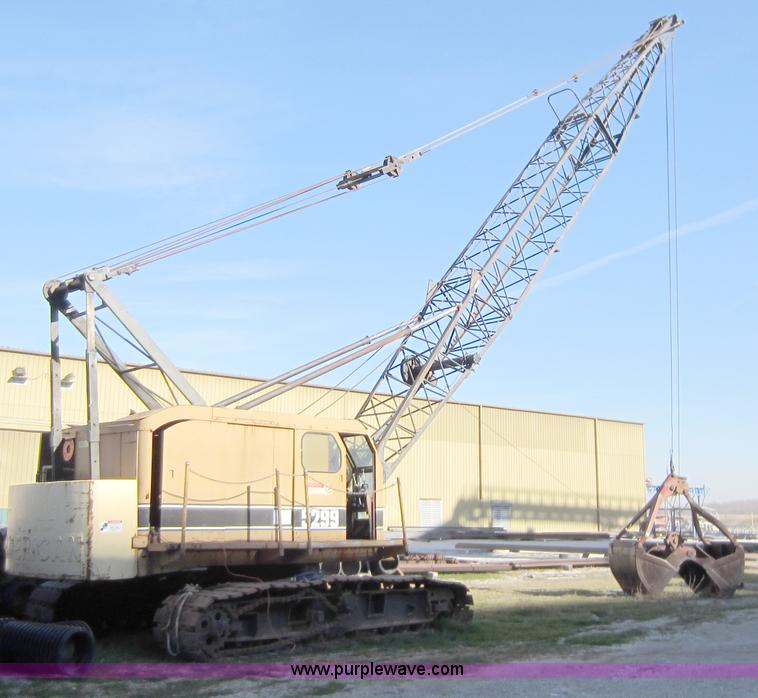 image for item A5653 1969 American 5299C drag line