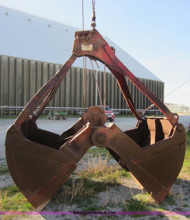 image for item A5653 1969 American 5299C drag line