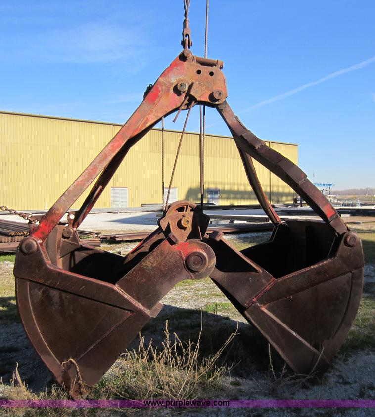 image for item A5653 1969 American 5299C drag line