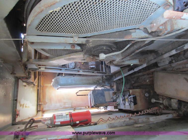 image for item A5653 1969 American 5299C drag line