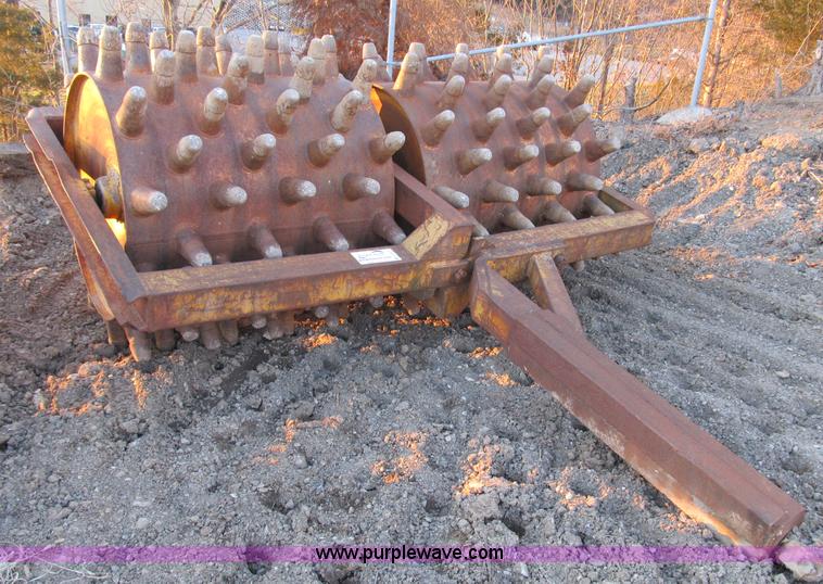 image for item B2577 Wabco double drum sheeps foot roller