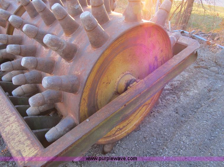 image for item B2577 Wabco double drum sheeps foot roller