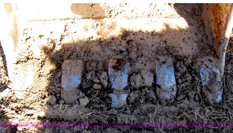 image for item B2581 1987 John Deere 792LC excavator