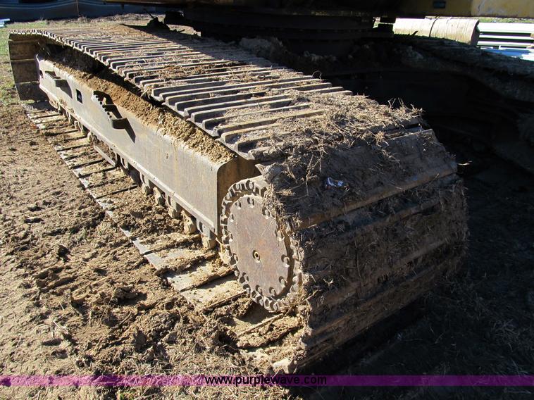 image for item B2581 1987 John Deere 792LC excavator