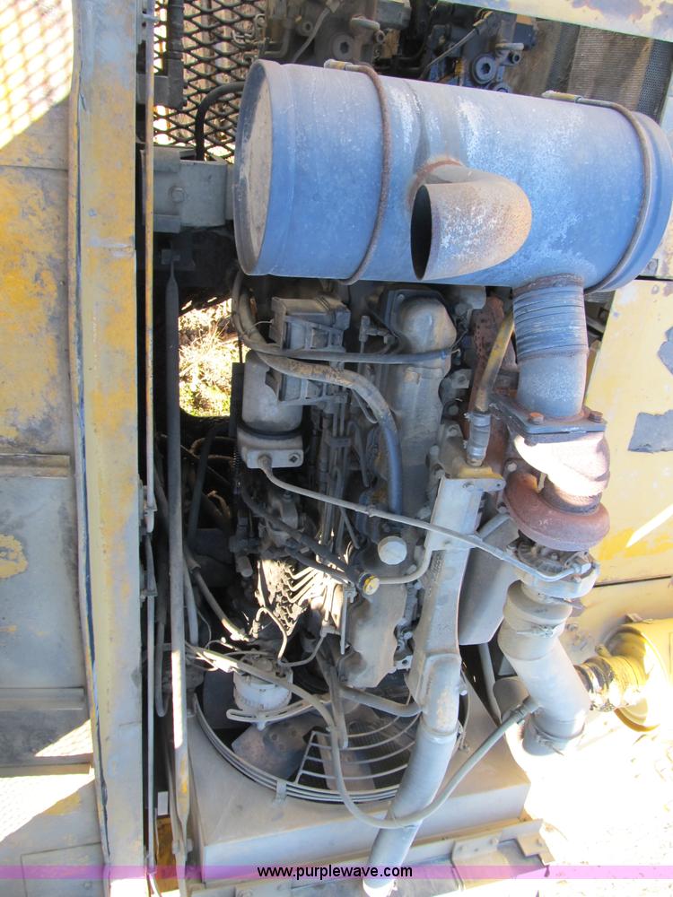 image for item B2581 1987 John Deere 792LC excavator