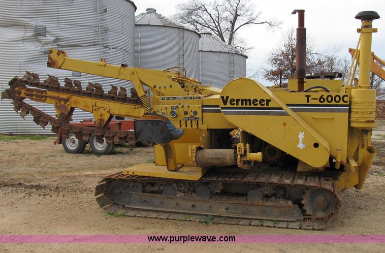 image for item B2583 1974 Vermeer T600C trencher