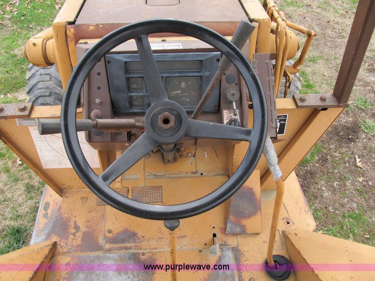 1987 Case 580 Super E loader backhoe in Campbell, MO Item B2584 sold