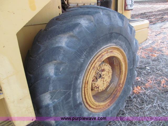 image for item B5089 Clark 75C wheel loader