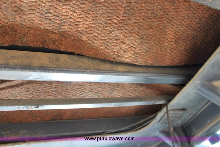 image for item B8781 2000 John Deere 350C 6x6 articulating dump truck