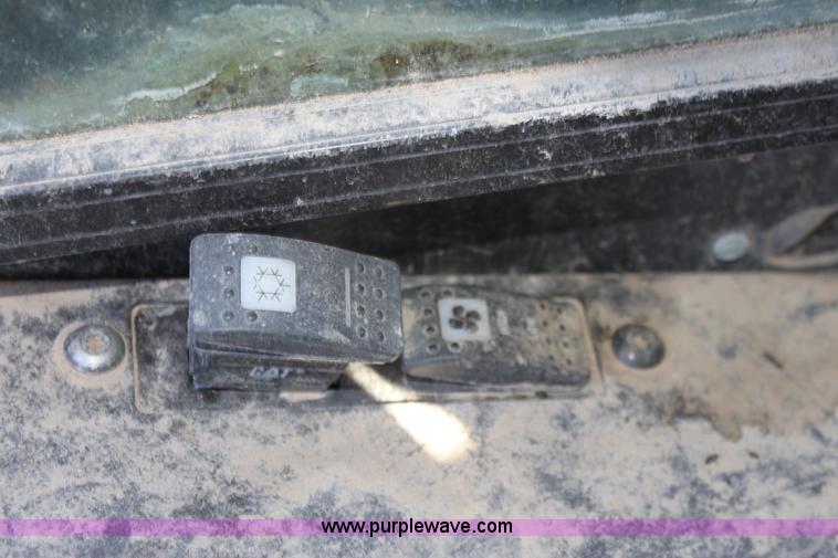 image for item B8783 Caterpillar 236 skid steer